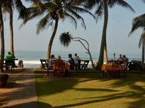 Time N Tide Beach Resort