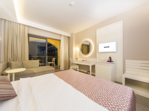 Diamond Premium Hotel & Spa