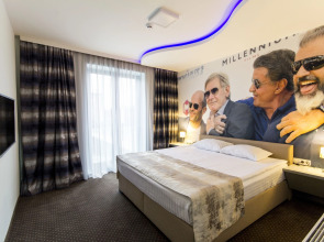 Отель Hollywoodland Wellness & Aquapark