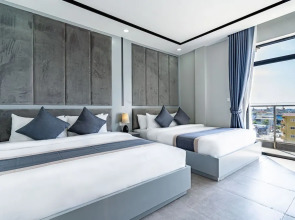 The Square Kampot Hotel