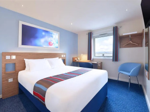 Travelodge Bolton Central River Street