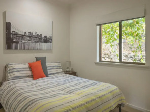 131 Your Vineyard Home in the heart of the Vale