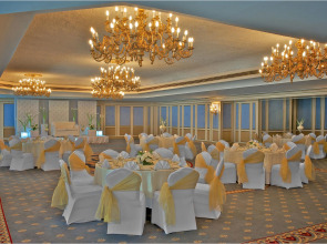 Le Meridien Pyramids Hotel & Spa