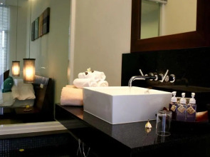 Two Villas Holiday Oxygen Style Bangtao Beach