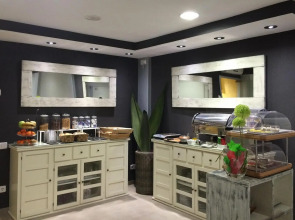 Alexandra Aparthotel BenstarHotelGroup