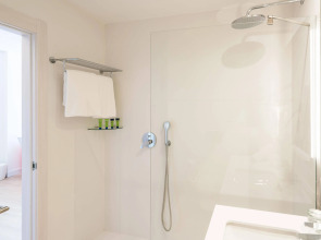 Отель THB Naeco Ibiza - Adults Only