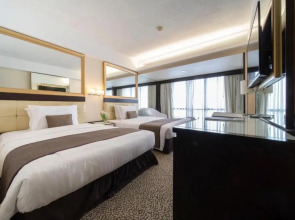 Regal Oriental Hotel