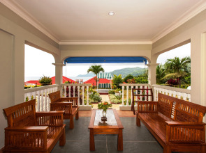 Le Relax Hotel and Restaurant