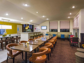 Hilton Garden Inn Queens/JFK Airport