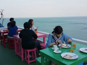 Ocean View Resort - Koh Sichang