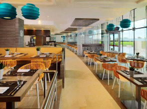 Sheraton Club des Pins Resort