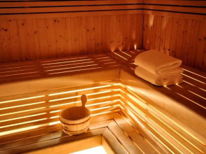 Gloria Hotel & Suites