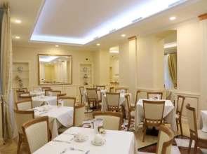 Andreola Central Hotel