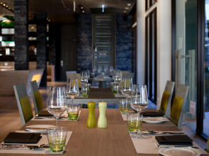 Pullman Phuket Arcadia Naithon Beach