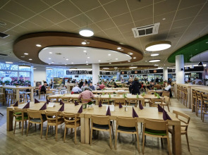 Sound Garden Hotel Airport