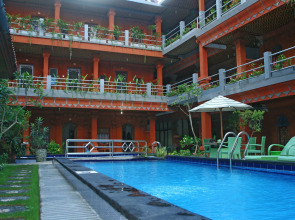 Hotel Lumbung Sari Legian