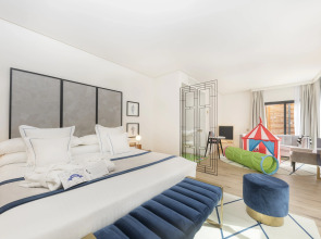 Be Live Experience La Nina