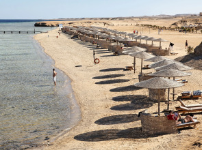 Three Corners Fayrouz Plaza Beach Resort