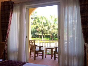 Trang An Beach Resort