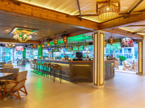 Limanaki Beach Hotel