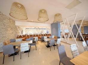 Falkensteiner Club Funimation Borik