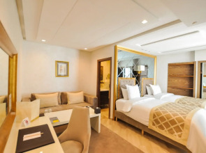 Suite Hotel Casa Diamond