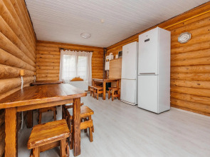 House Izbushka (Zhiloj dom)