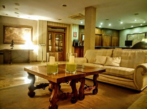 Hotel Ele Puente Romano