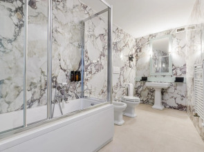 Room Mate Collection Isabella, Florence