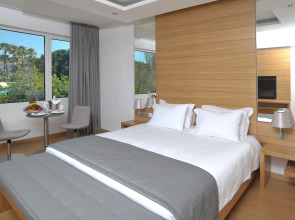 Napa Plaza Hotel - Adults Only