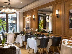 Dauphine Saint Germain Hotel