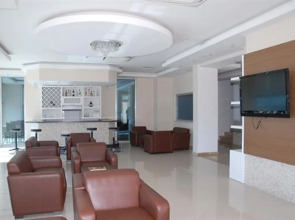 Отель Venessa Beach 