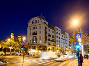 Karoly Corner Residences