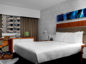 Отель DoubleTree by Hilton Metropolitan - New York City