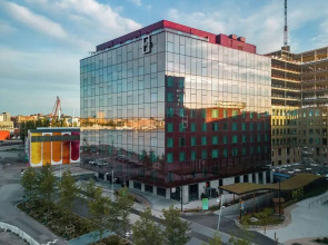 Clarion Hotel The Pier