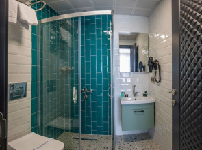 Heaven Inn Airport Hotel