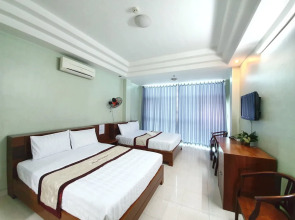 Tan Truong Son Hotel