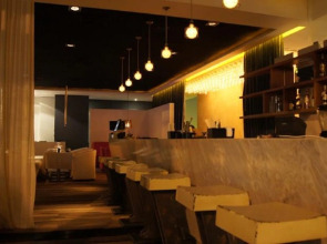 Be Playa Hotel Boutique & Rooftop Bar