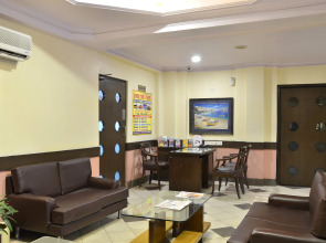 Hotel Tourist Deluxe