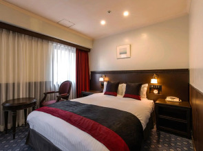 Kobe Tor Road Hotel Sanraku