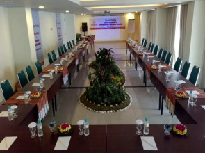 Отель Tijili Benoa