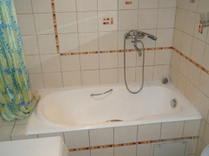 Oh, my Kant на Калинина 17