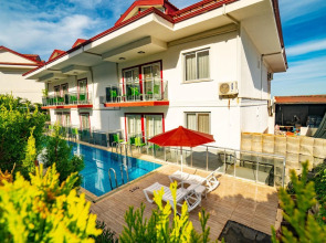 Sunshine Holiday Resort