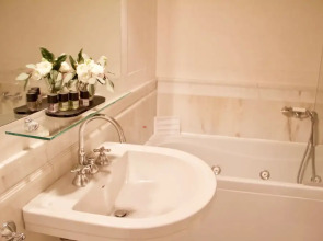 Palazzo Contarini Della Porta Di Ferro