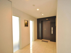 Beach Front Tower MIHAMA byDSH