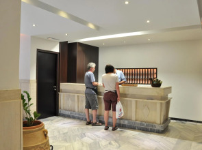 Dimitris Paritsa Hotel