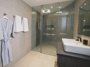 Absolute Twin Sands Resort & Spa