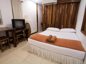 Tropical Garden Bungalow