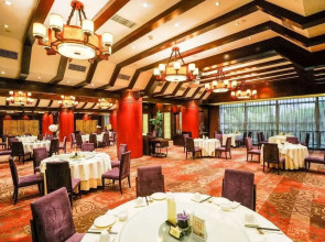 Wyndham Grand Plaza Royale Ningbo