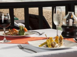 Khaolak Wanaburee Resort